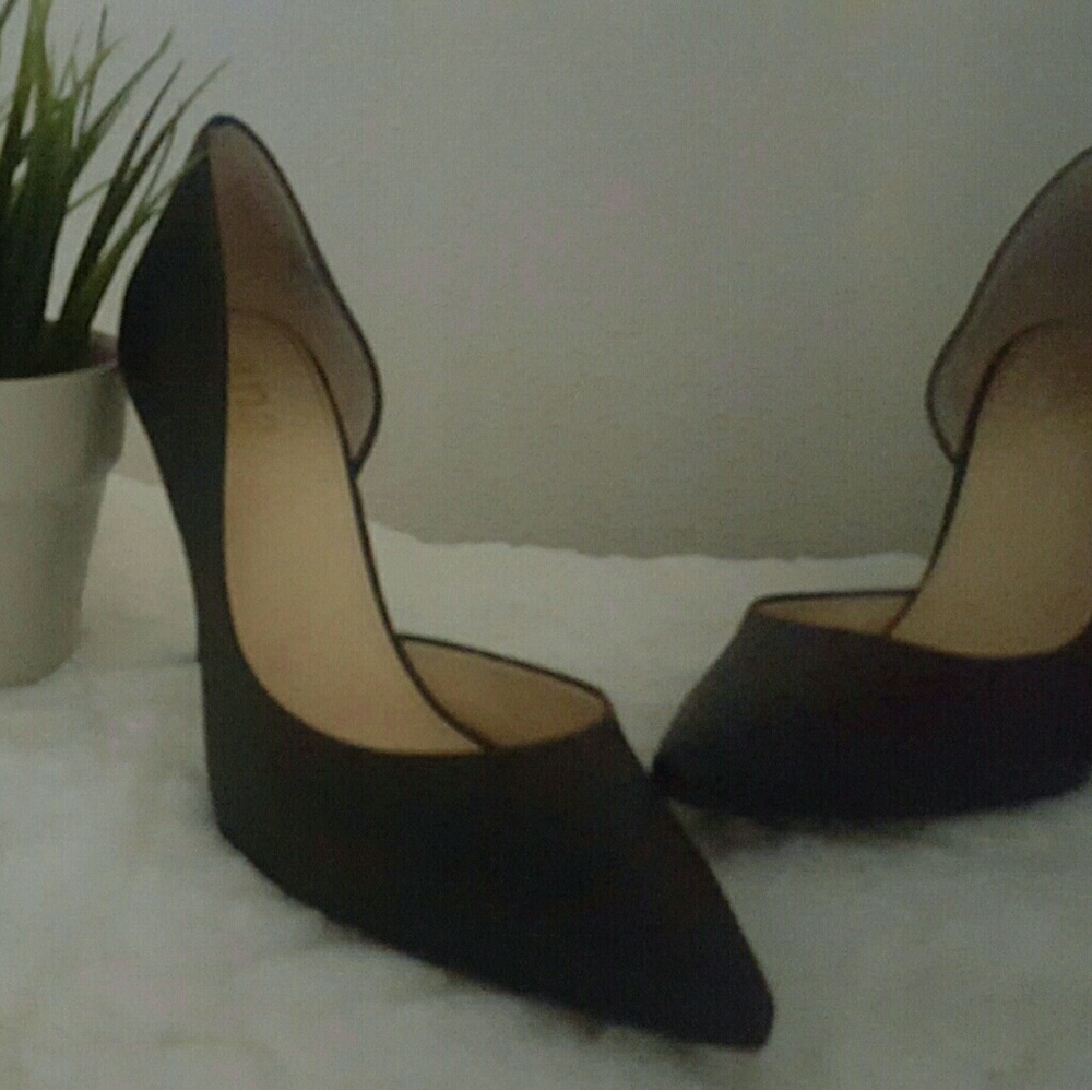 a.n.a black heel
